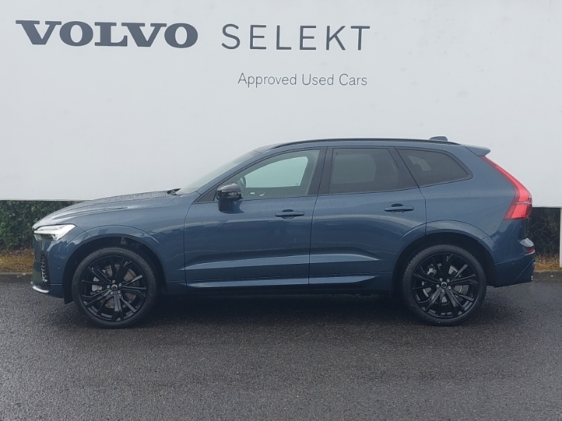 Volvo XC60 2.0 B5p Plus Black Edition Awd Geartronic Blue #4