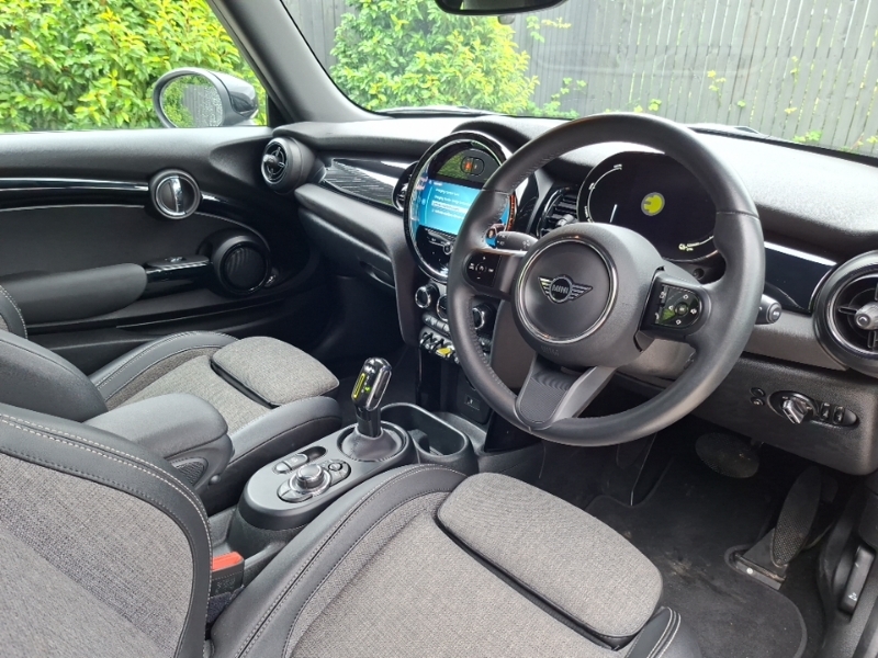 Mini Hatch 135Kw Cooper S Level 2 33Kwh NK23MPF Black #6