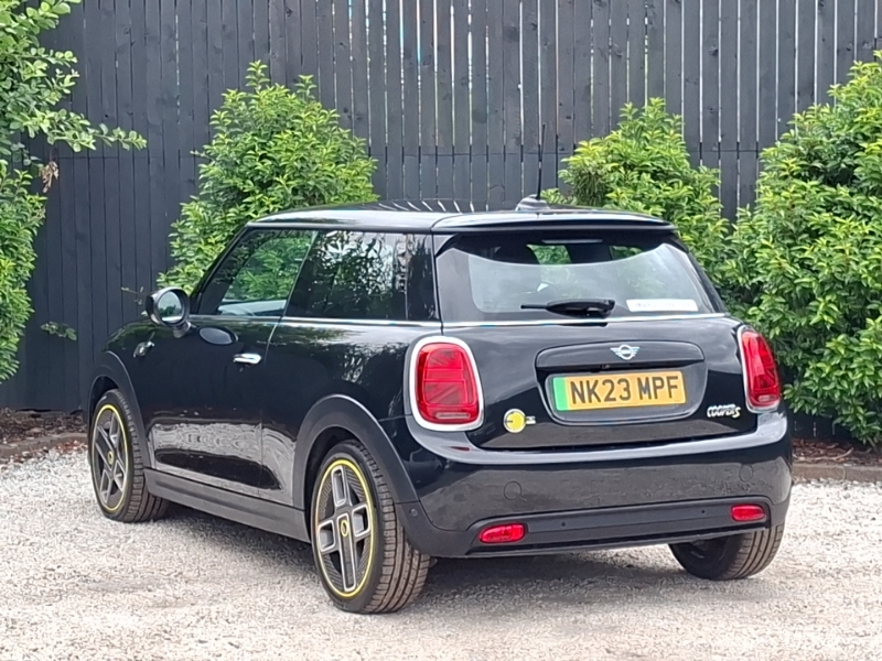 Mini Hatch 135Kw Cooper S Level 2 33Kwh NK23MPF Black #2