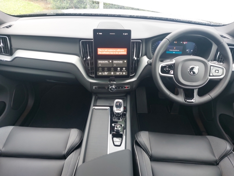 Volvo XC60 2.0 B5p Plus Black Edition Awd Geartronic Black #3