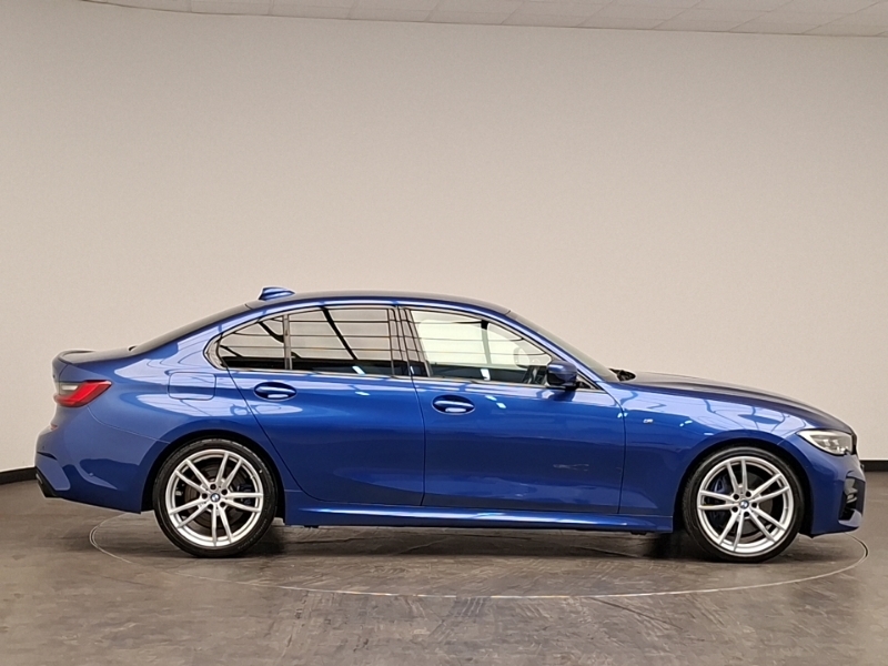 BMW 3 Series 320I M Sport Step YB69LTV Blue #3