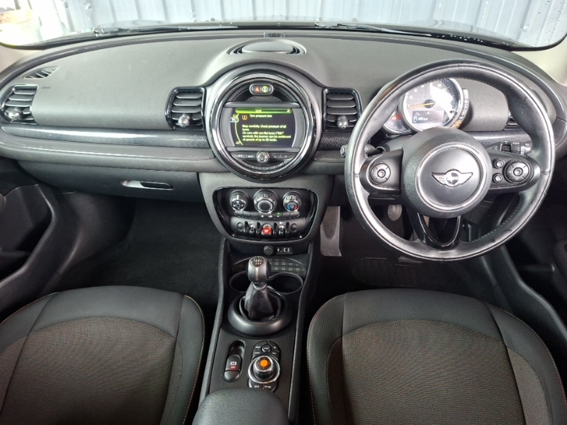 Mini Clubman 1.5 Cooper 6Dr Black #3