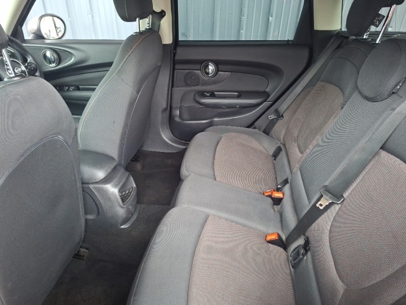 Mini Clubman 1.5 Cooper 6Dr Black #6