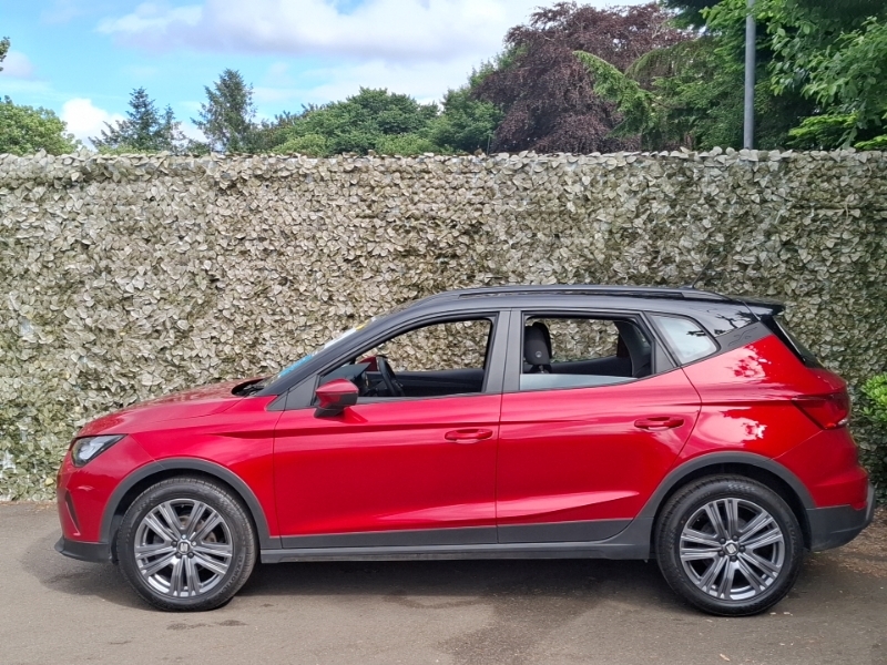 Seat Arona 1.0 Tsi Se Technology NG74OZS Red #4