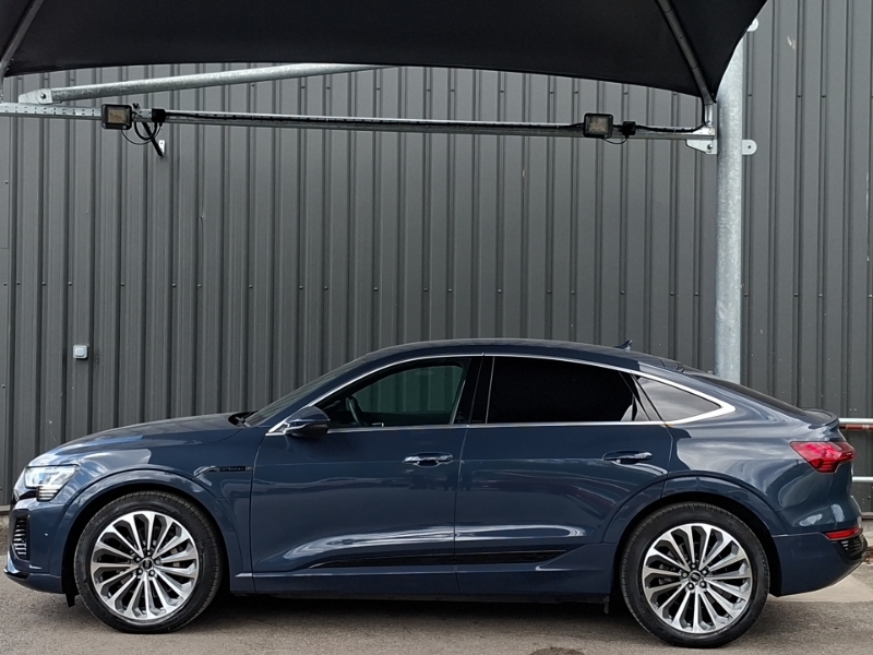 Audi Q8 e tron 300Kw 55 Quattro 114Kwh S Line Blue #4