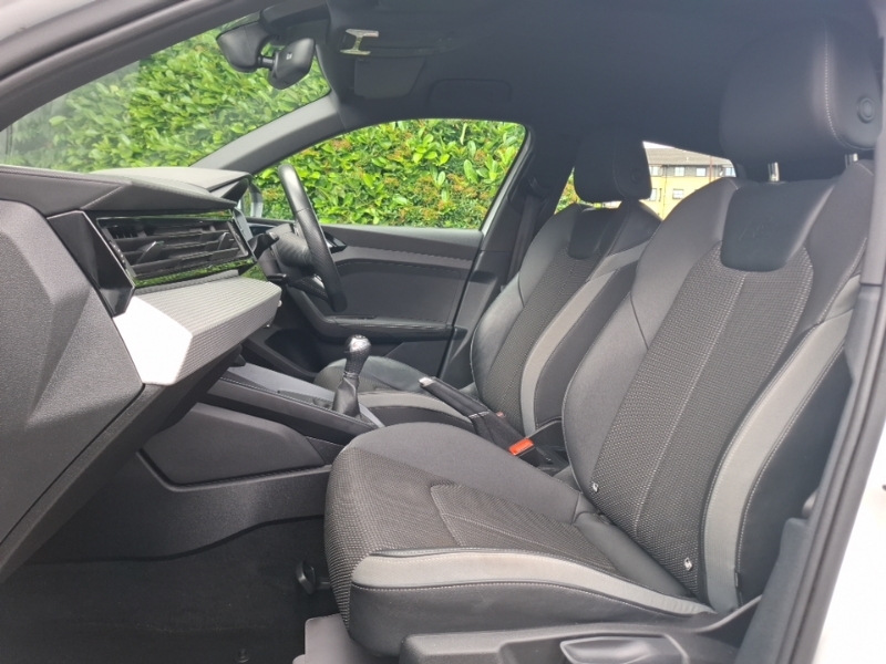 Audi A1 30 Tfsi S Line KM19BRX White #5