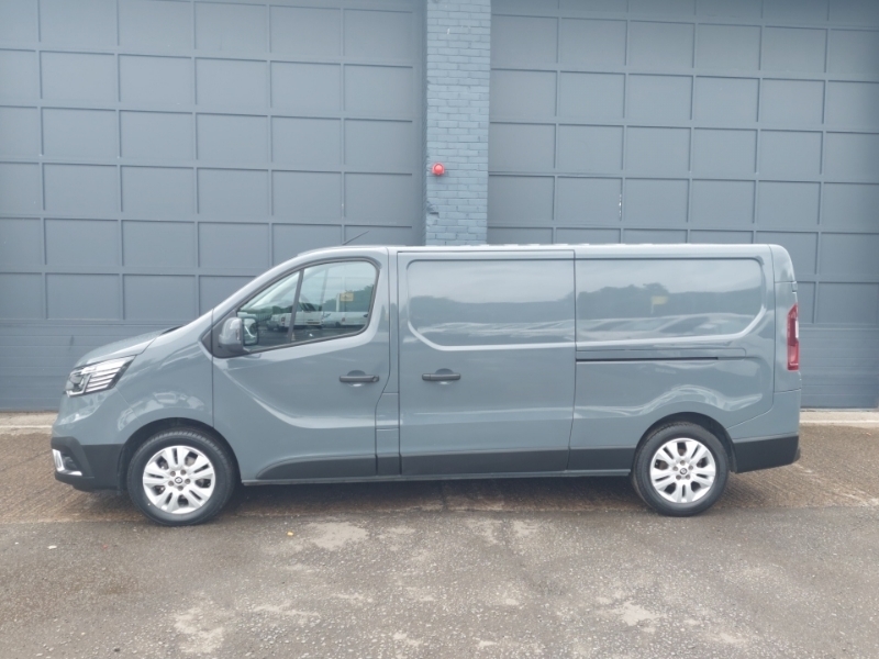 Renault Trafic Ll30 Blue Dci 130 Extra Safety Van SA74RTU Grey #4