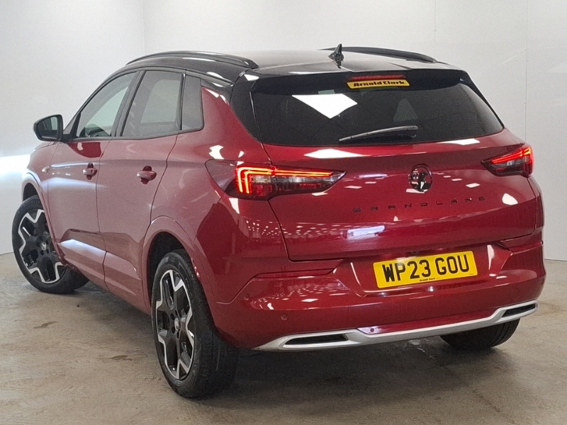 Vauxhall Grandland 1.2 Turbo Ultimate Red