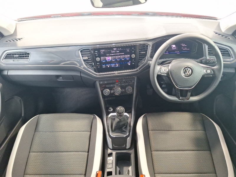Volkswagen T-Roc 1.5 Tsi Evo Sel Red #3