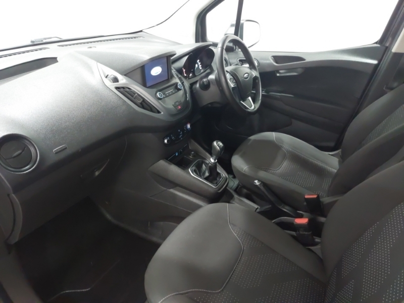 Ford Transit Courier 1.0 Ecoboost Limited Van 6 Speed Grey #5