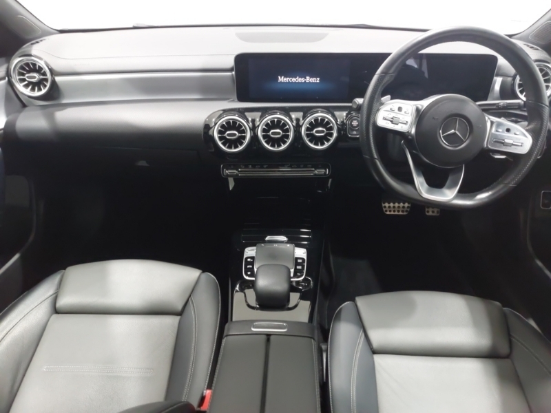 Mercedes-Benz CLA Class Cla 180 Amg Line Premium Plus Tip White #3