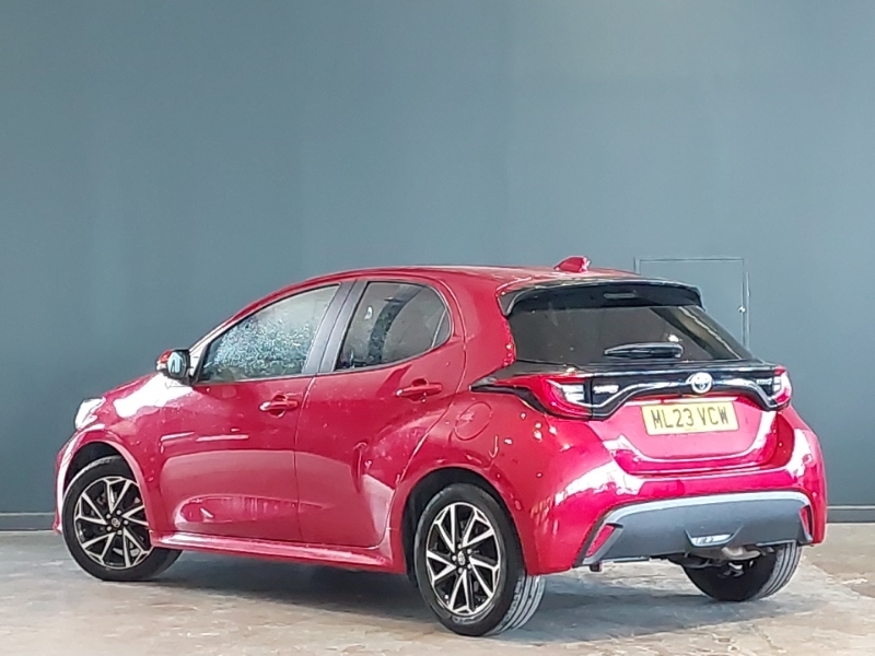 Toyota Yaris 1.5 Hybrid Design Cvt ML23VCW Red #2