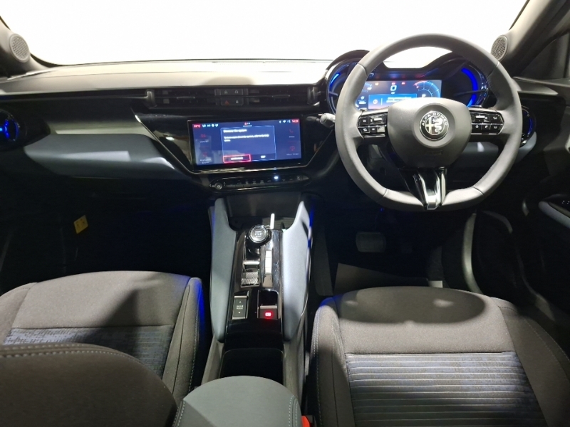 Alfa Romeo Junior 1.2 Turbo Ibrida Beige #3