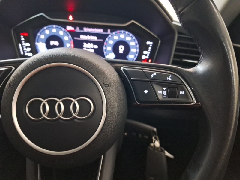 Audi A1 1.0 Tfsi 25 S Line Sportback 9 White #13