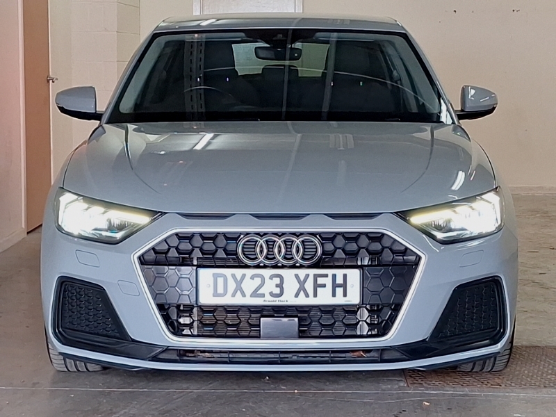 Audi A1 1.0 Tfsi 25 S Line Sportback 9 White #14