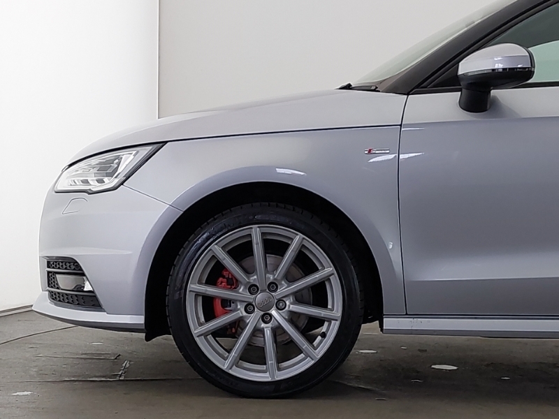 Audi A1 1.4 Tfsi S Line Sportback S Tronic Euro 6 Ss Silver #19