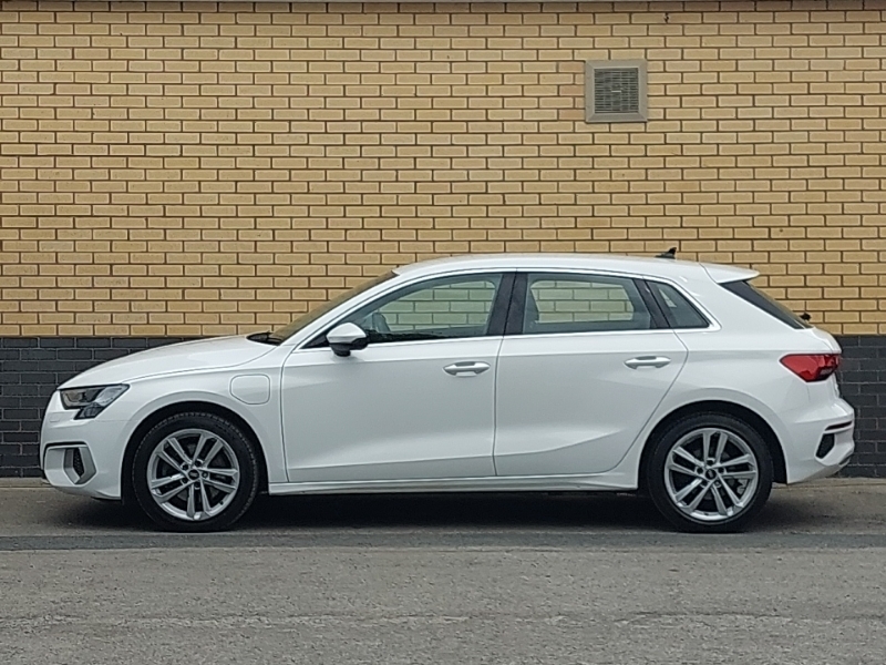 Audi A3 40 Tfsi E Sport S Tronic White #5