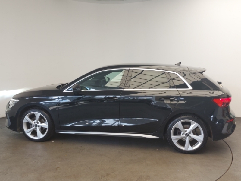 Audi A3 35 Tfsi S Line S Tronic Black #4