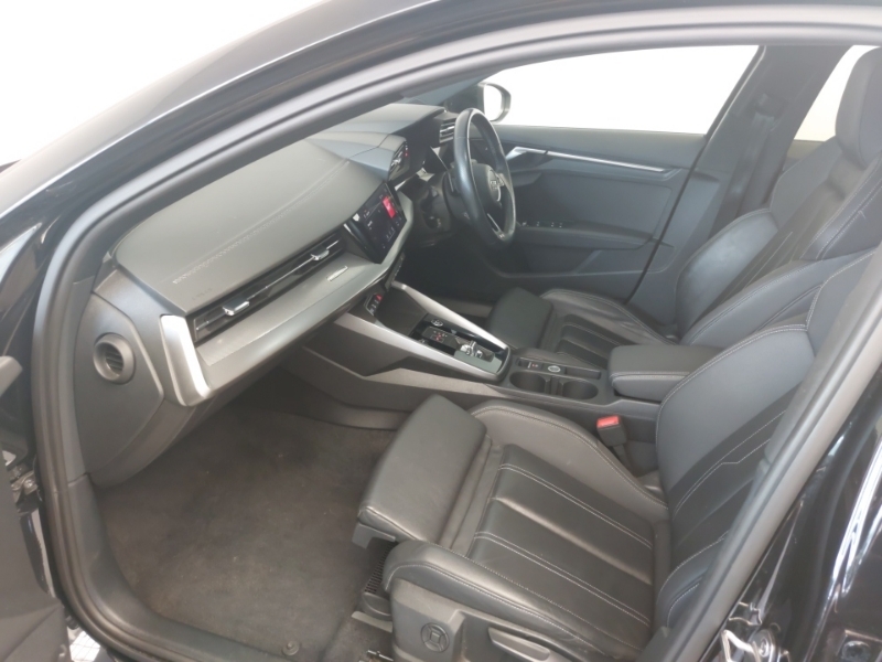 Audi A3 35 Tfsi S Line S Tronic Black #5