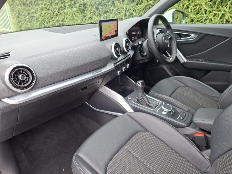 Audi Q2 35 Tfsi S Line S Tronic White #5