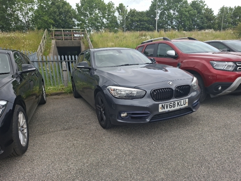 BMW 1 Series 118I 1.5 Sport Navservotronic Grey