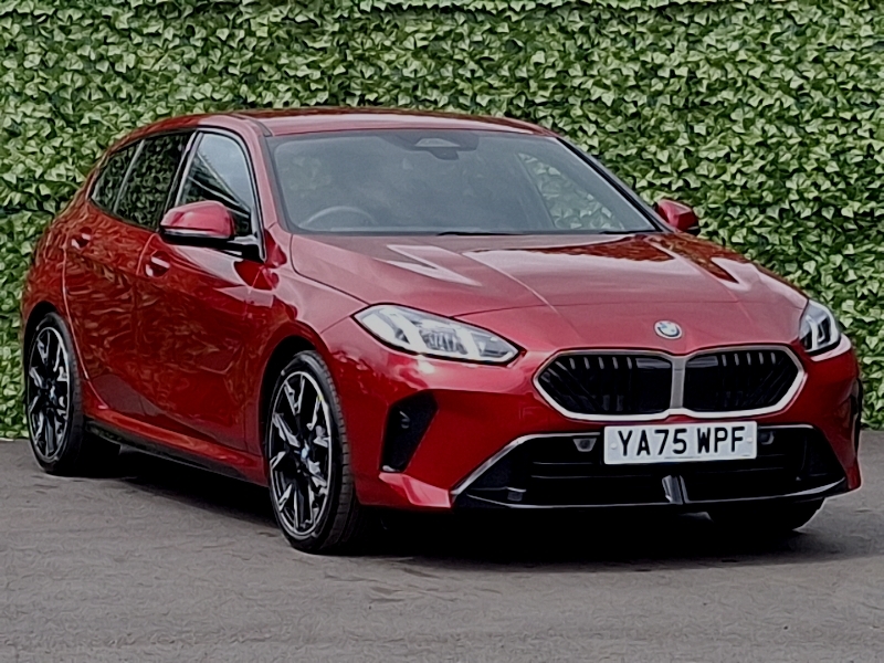BMW 1 Series 120 M Sport Step Red