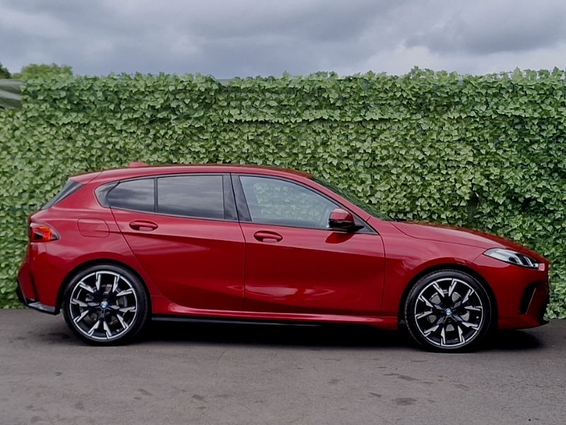 BMW 1 Series 120 M Sport Step Red #3