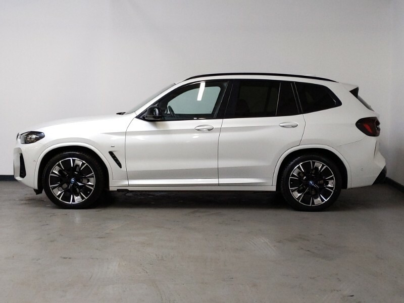 BMW iX3 210Kw M Sport Pro 80Kwh White #4