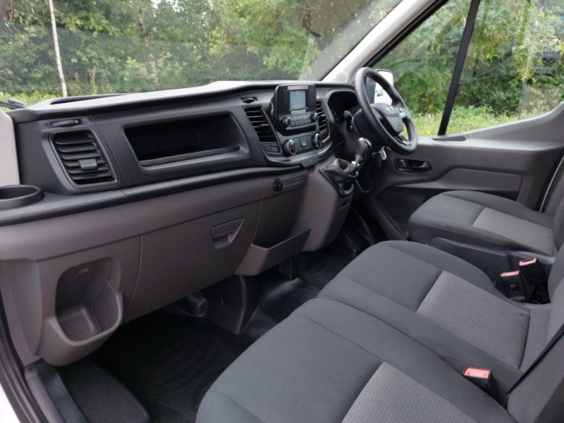 Ford Transit Custom 2.0 Ecoblue 130Ps Chassis Cab White #5