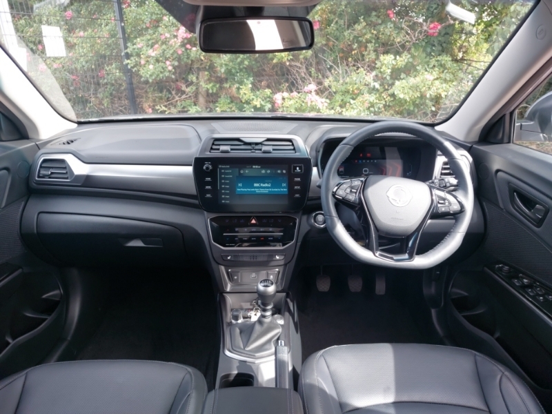 SsangYong Tivoli 1.5 K40 Silver #3