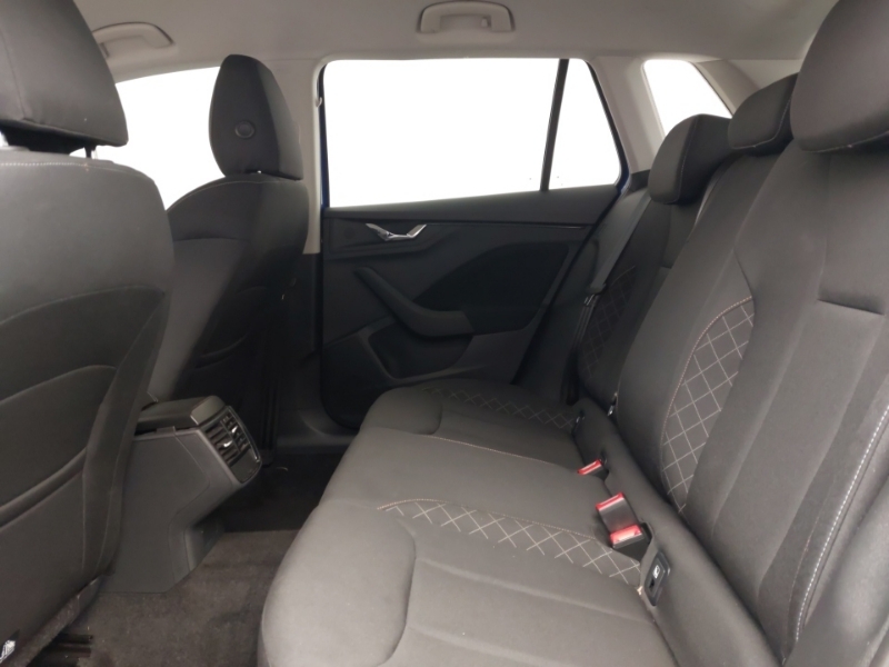 Skoda Kamiq 1.0 Tsi 110 Se FG72AVL Blue #6
