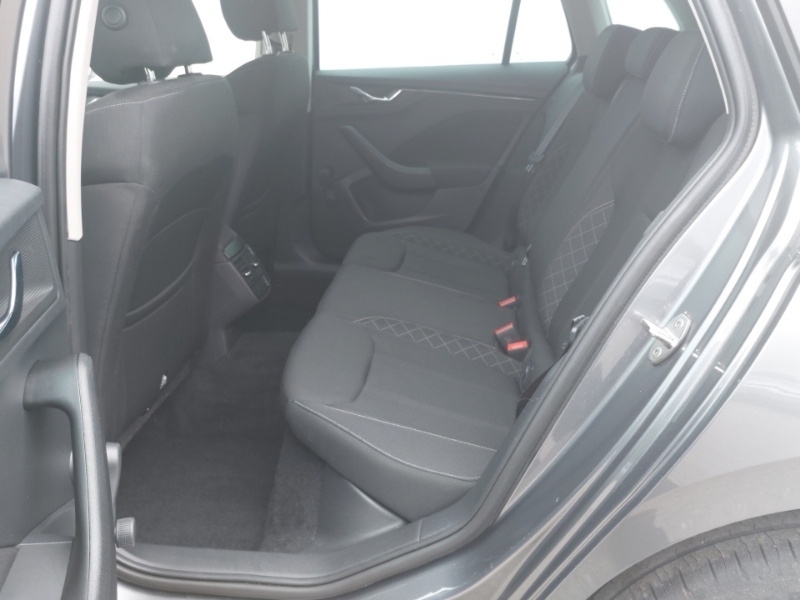 Skoda Kamiq 1.0 Tsi 110 Se Drive Dsg Grey #6