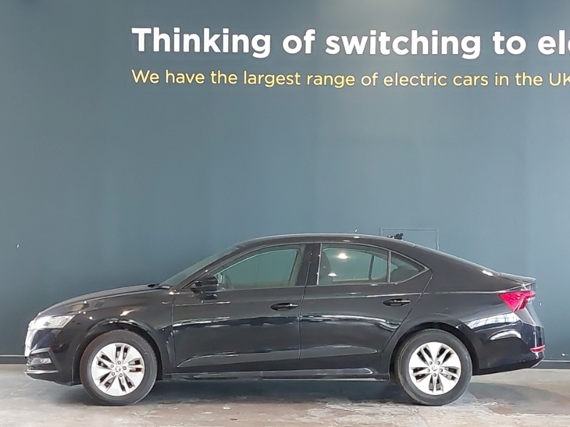 Skoda Octavia 2.0 Tdi Se Technology Black #4