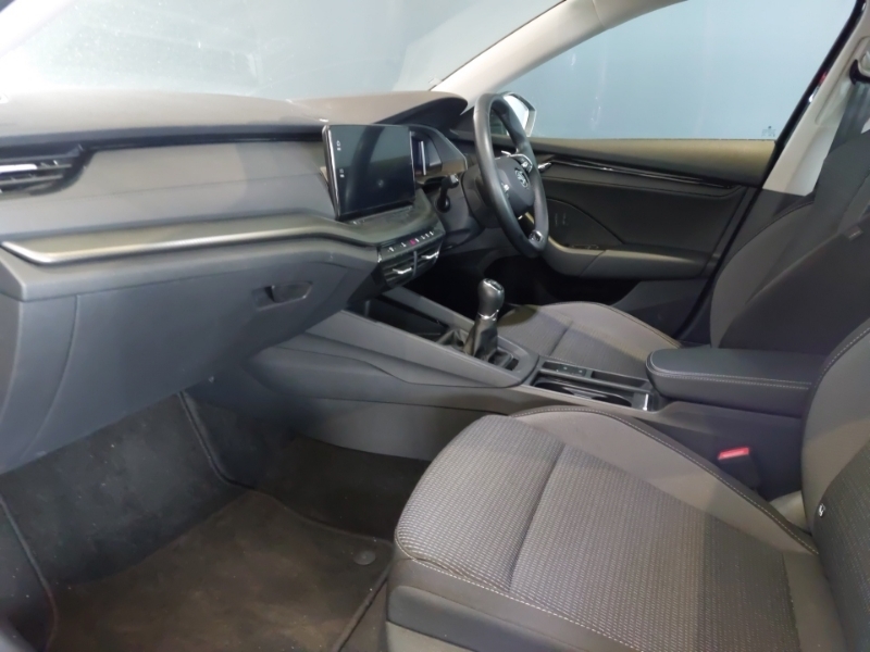 Skoda Octavia 2.0 Tdi Se Technology Black #5