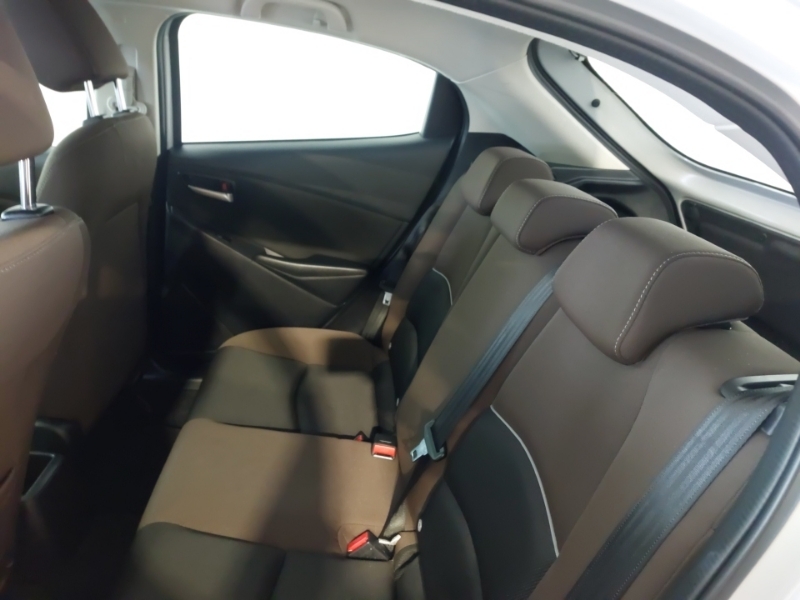 Mazda 2 1.5 Skyactiv G 75 Se-l Silver #6