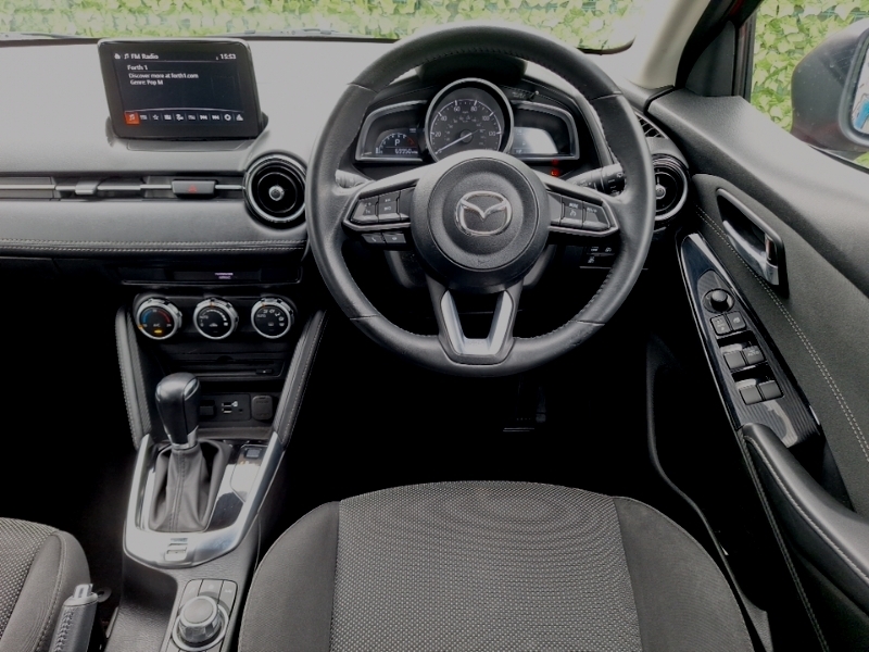 Mazda 2 1.5 Sport Nav Red #5