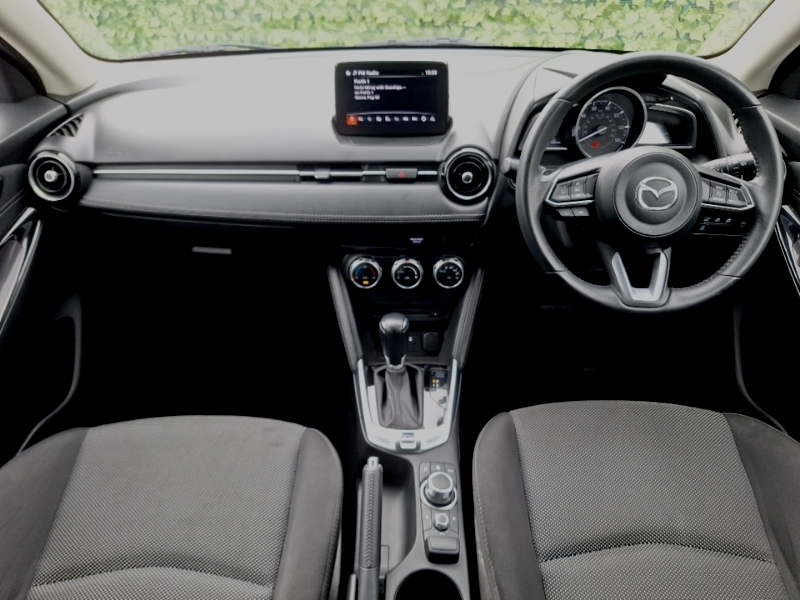 Mazda 2 1.5 Sport Nav Red #4