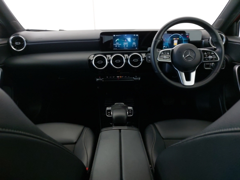 Mercedes-Benz A Class A200 Sport FD69LHT Red #3