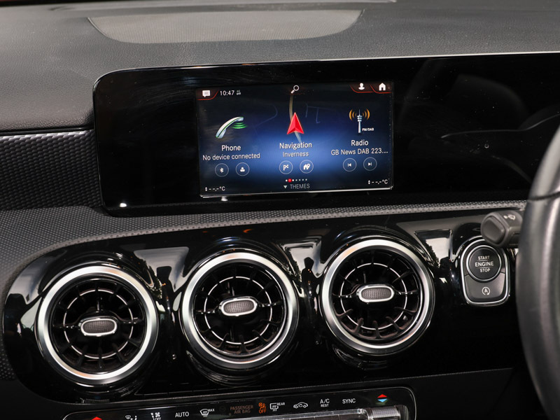 Mercedes-Benz A Class 1.5 A180d Se Executive 7G-dct Euro 6 Ss Black #17