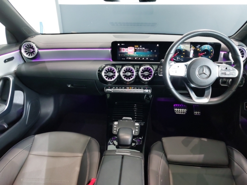 Mercedes-Benz CLA Class Cla 180 Amg Line Premium Plus Tip Black #3