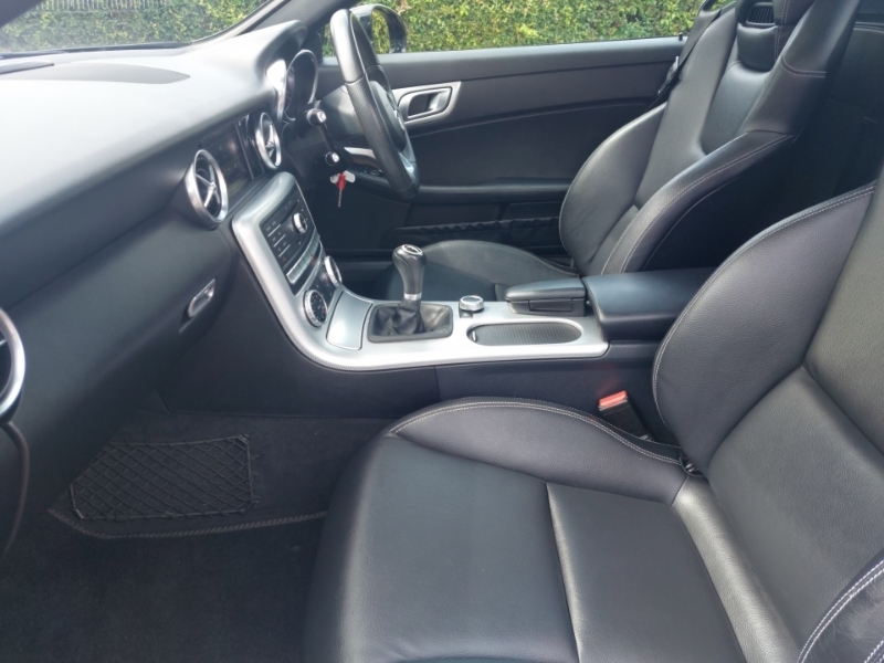 Mercedes-Benz SLC Slc 180 Amg Line Black #5