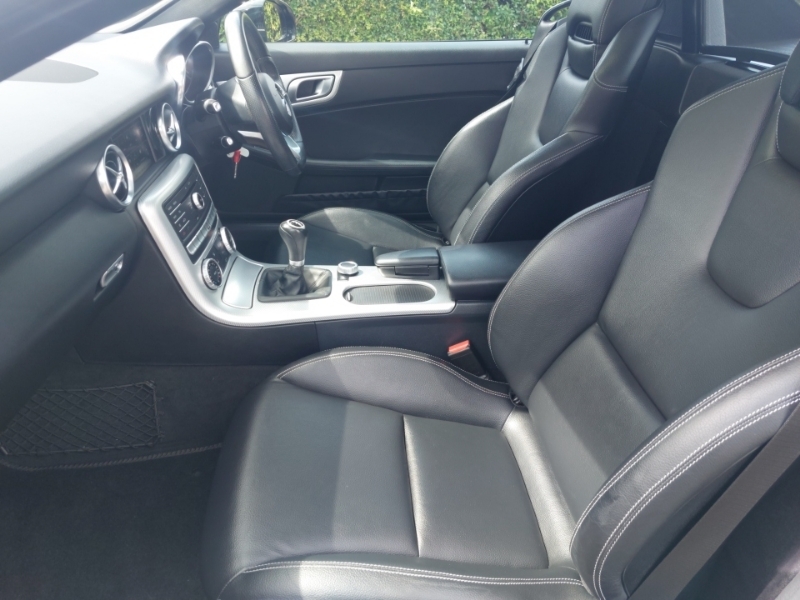 Mercedes-Benz SLC Slc 180 Amg Line Black #6