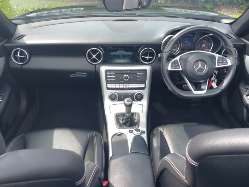 Mercedes-Benz SLC Slc 180 Amg Line Black #3