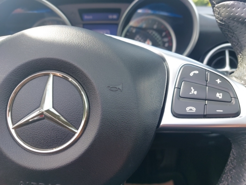 Mercedes-Benz SLC Sport Black #13