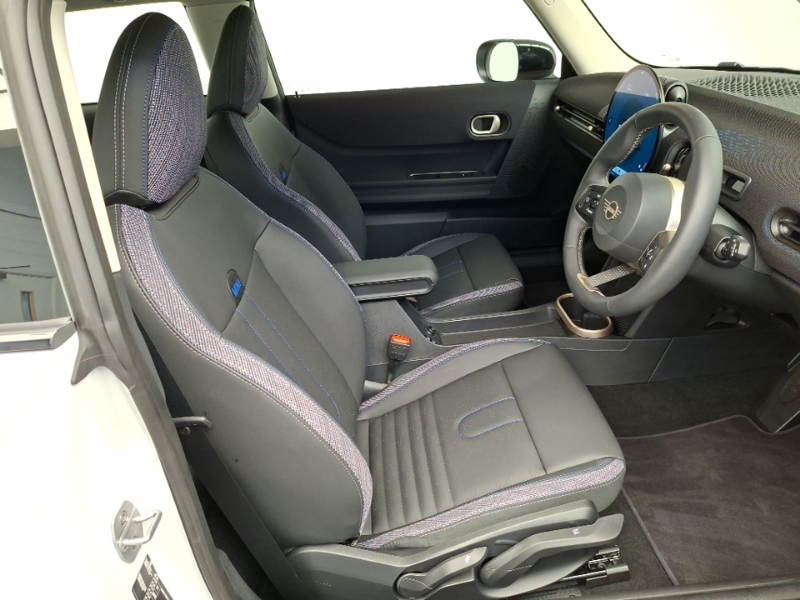 Mini Hatch 1.5 C Classic White #6