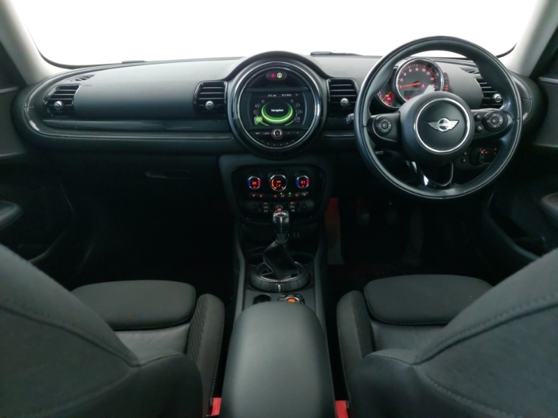 Mini Clubman 1.5 Cooper 6Dr Red #3