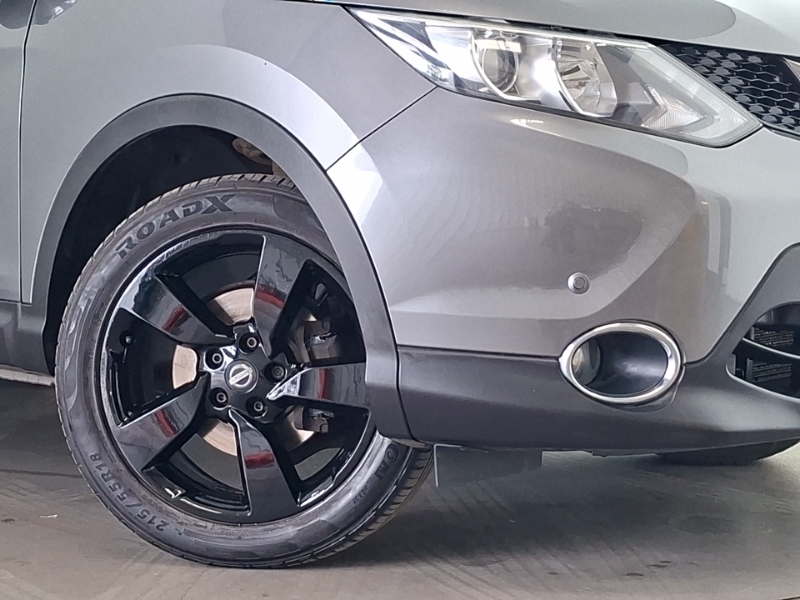 Nissan Qashqai Tekna Plus Dig-t Red #20