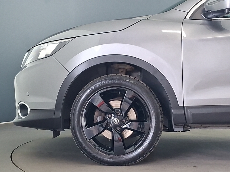 Nissan Qashqai Tekna Plus Dig-t Red #19