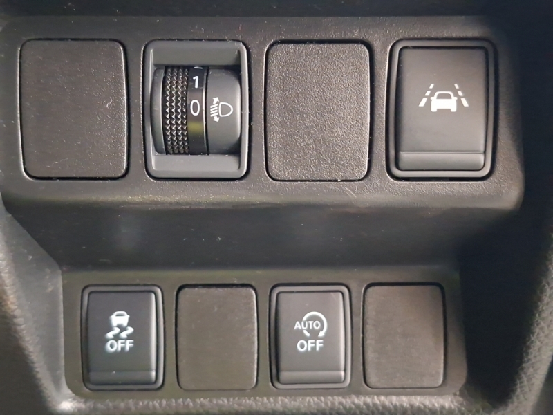 Nissan Qashqai Tekna Plus Dig-t Red #17