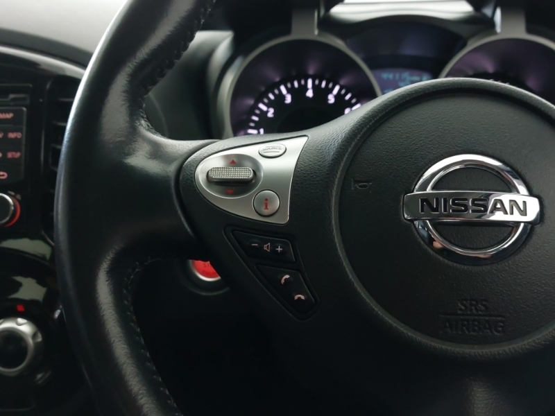 Nissan Juke 1.6 Bose Personal Edition With Sat Nav And Cam Red #12